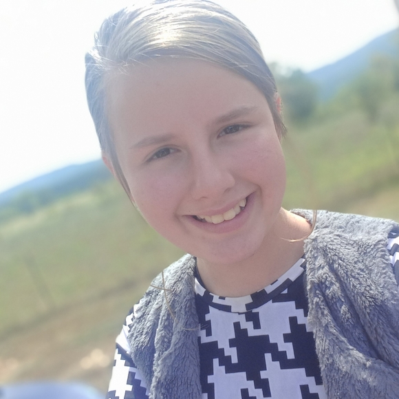 ~Gracie~ - Picture 4 of 4